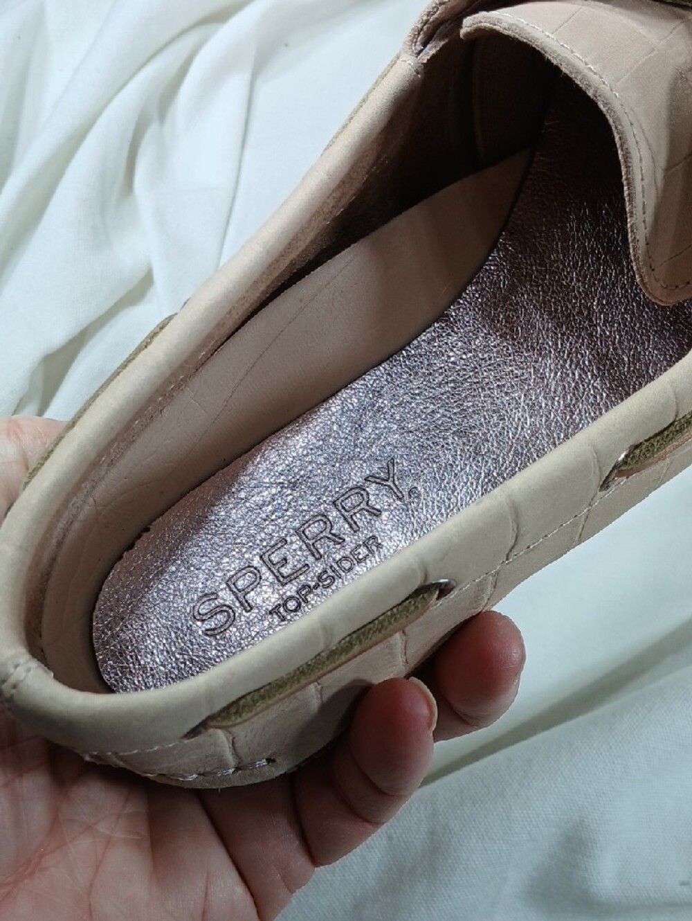 Sperry Women's Croc-Embossed Slip-On Moccasins in dusty pink with Metallic laces - Picture 5 of 16